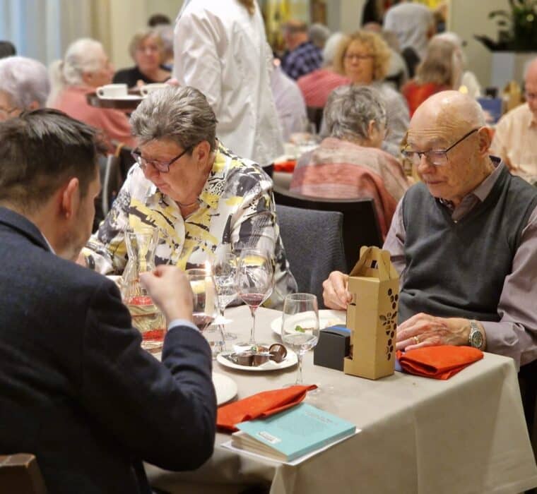 88f143a4-9d88-454a-9741-2dfe602e87e0